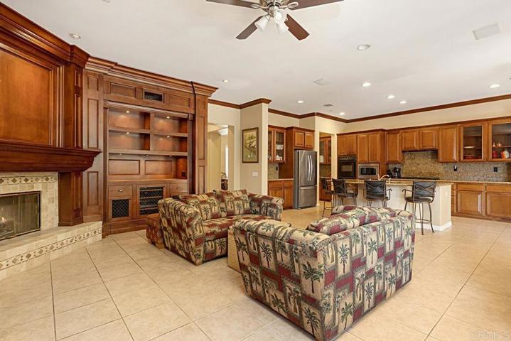 698 Braemar, Fallbrook, California 92028