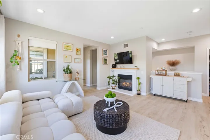 103 Rinaldi, Irvine, California 92620