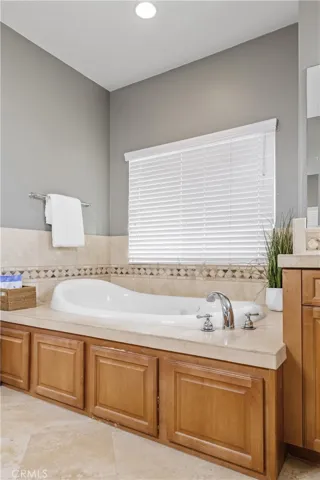 5950 Cypress Point Avenue, Long Beach, California 90808