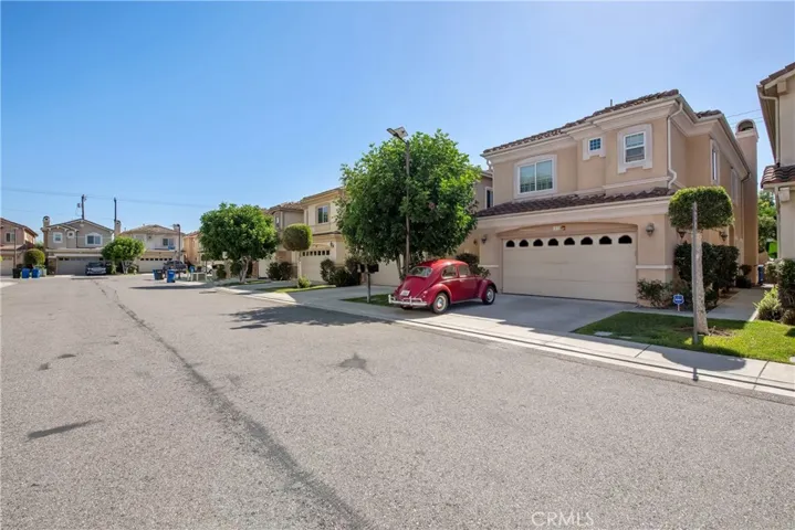 5950 Cypress Point Avenue, Long Beach, California 90808