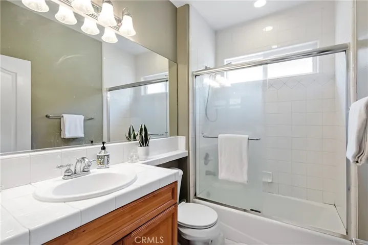 5950 Cypress Point Avenue, Long Beach, California 90808