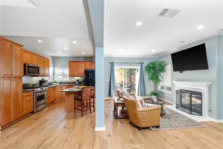 5950 Cypress Point Avenue, Long Beach, California 90808