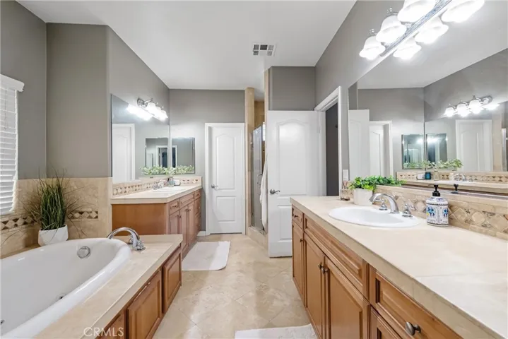 5950 Cypress Point Avenue, Long Beach, California 90808
