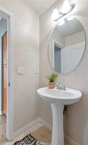 5950 Cypress Point Avenue, Long Beach, California 90808