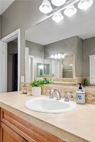 5950 Cypress Point Avenue, Long Beach, California 90808