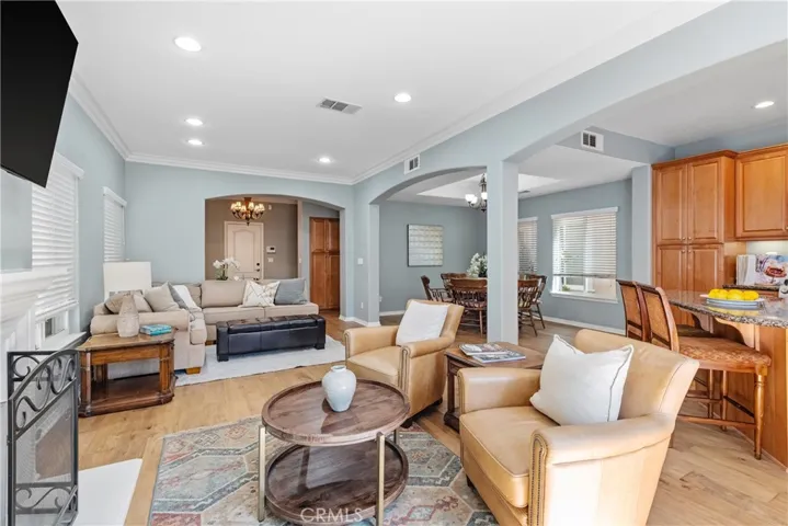 5950 Cypress Point Avenue, Long Beach, California 90808