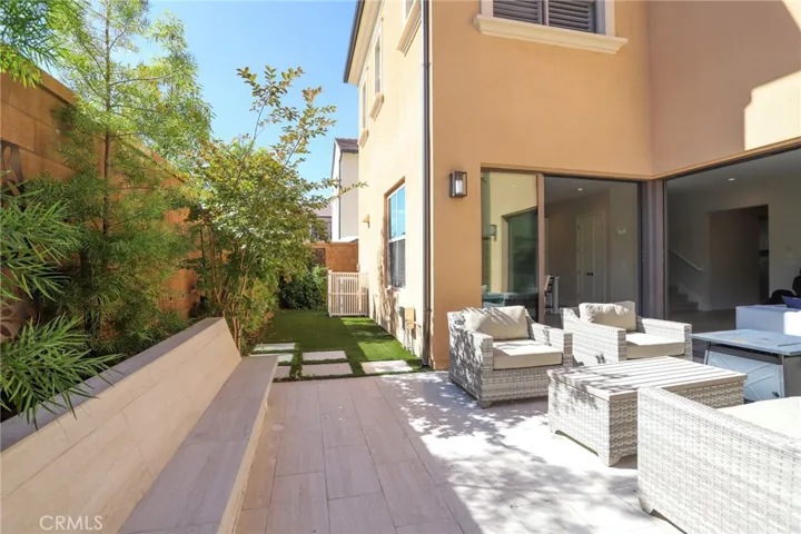 108 Trumpet Flower, Irvine, California 92618