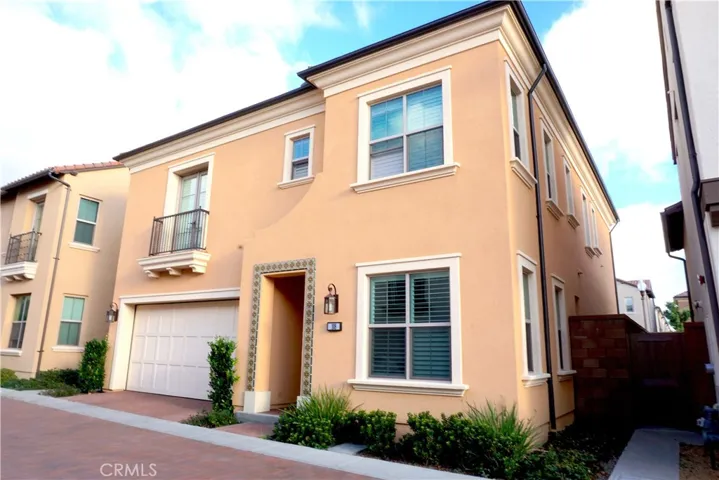 108 Trumpet Flower, Irvine, California 92618