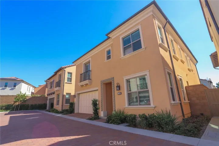 108 Trumpet Flower, Irvine, California 92618