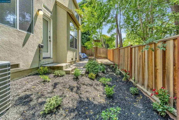 1143 Maggie Ln, Walnut Creek, California 94597