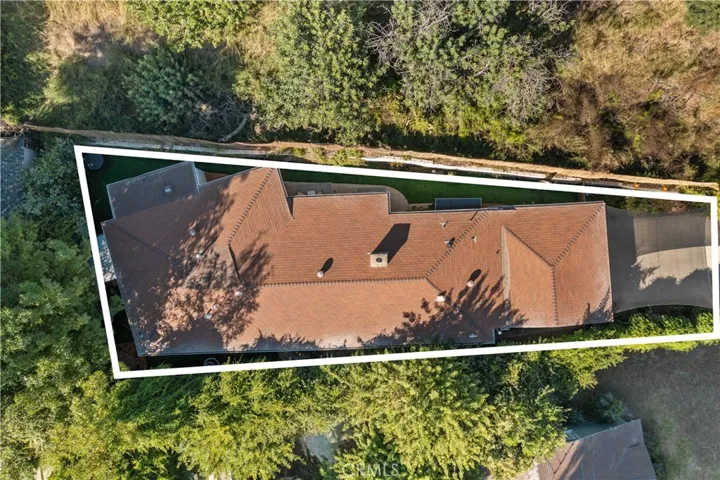 Aerial view of 4719 Morse Avenue
