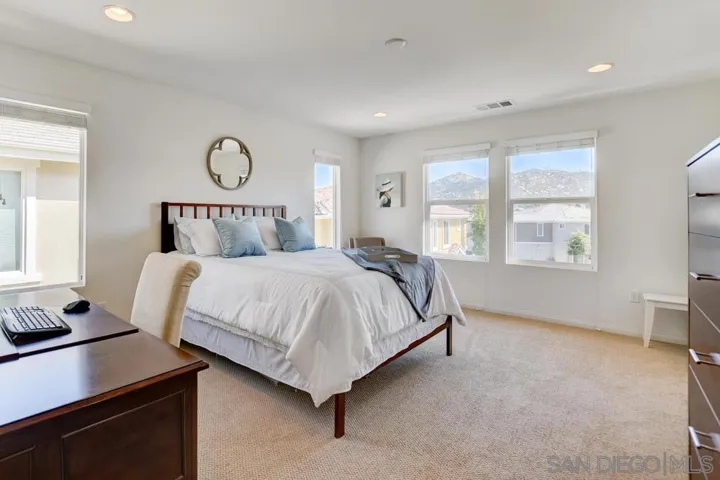 13213 Midnight Star Way, Lakeside, California 92040