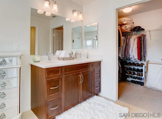 13213 Midnight Star Way, Lakeside, California 92040