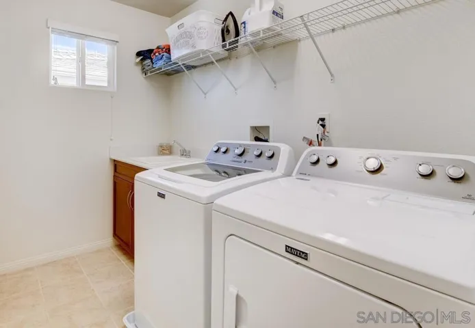13213 Midnight Star Way, Lakeside, California 92040