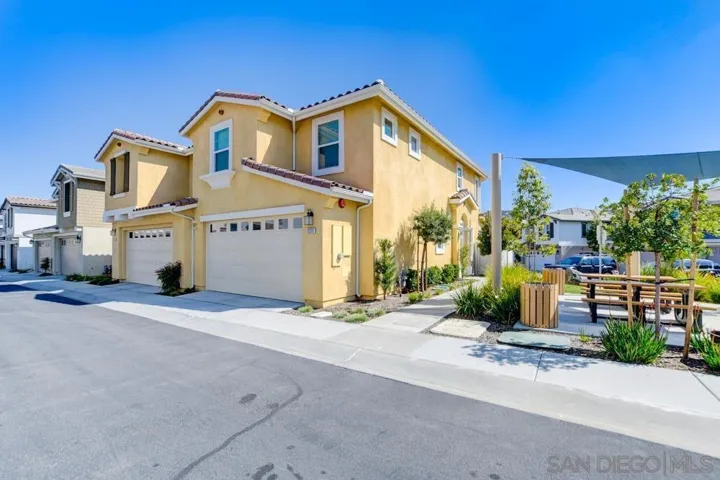 13213 Midnight Star Way, Lakeside, California 92040