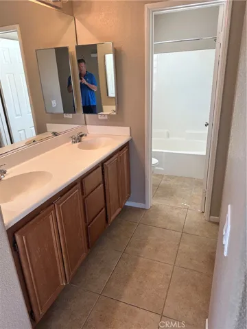 25206 Meadow Walk Street Unit 2, Murrieta, California 92562