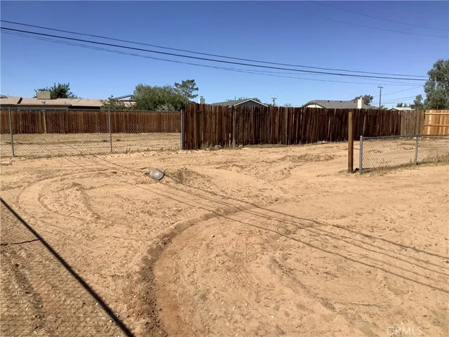 11544 Cibola Road, Apple Valley, California 92308