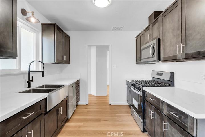 7453 Condalia Avenue, Yucca Valley, California 92284