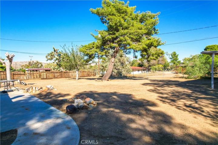 7453 Condalia Avenue, Yucca Valley, California 92284