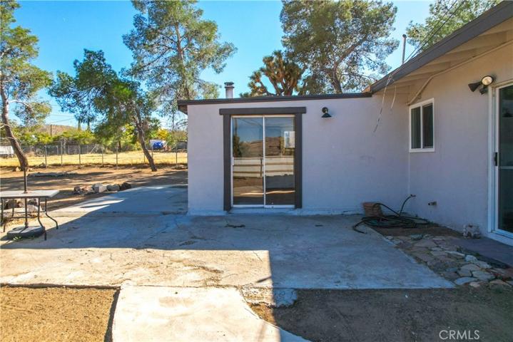 7453 Condalia Avenue, Yucca Valley, California 92284