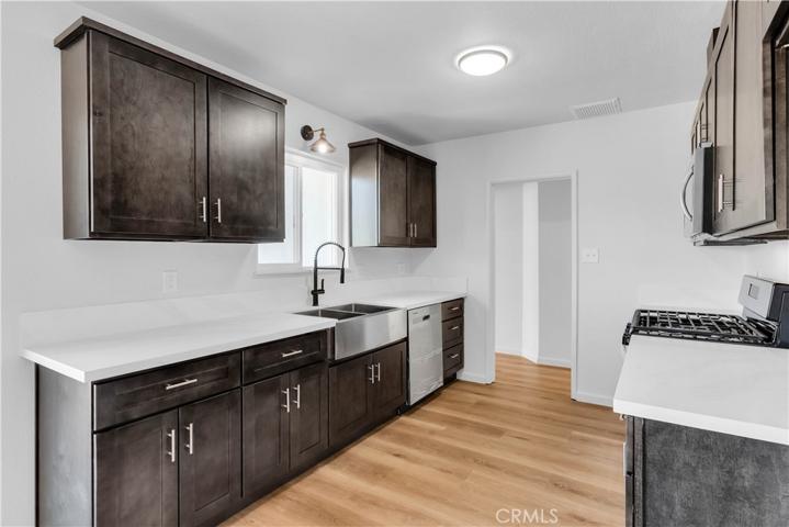 7453 Condalia Avenue, Yucca Valley, California 92284