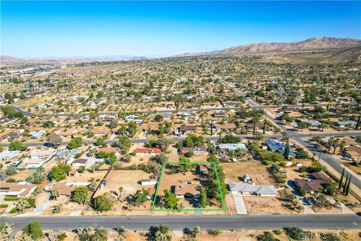 7453 Condalia Avenue, Yucca Valley, California 92284