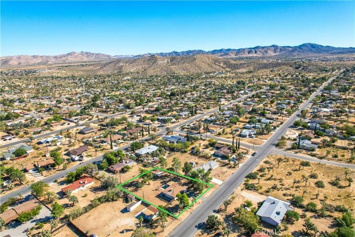 7453 Condalia Avenue, Yucca Valley, California 92284