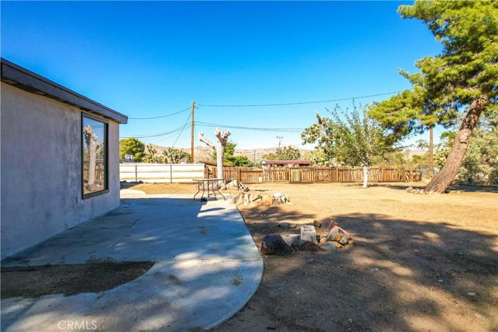 7453 Condalia Avenue, Yucca Valley, California 92284