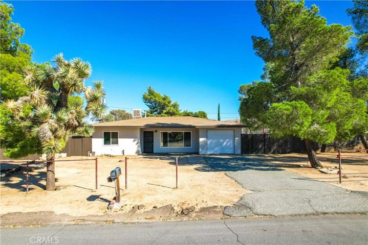7453 Condalia Avenue, Yucca Valley, California 92284