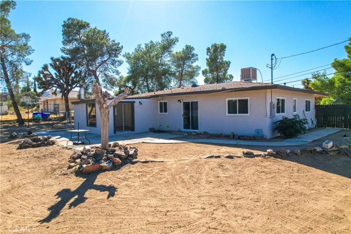 7453 Condalia Avenue, Yucca Valley, California 92284