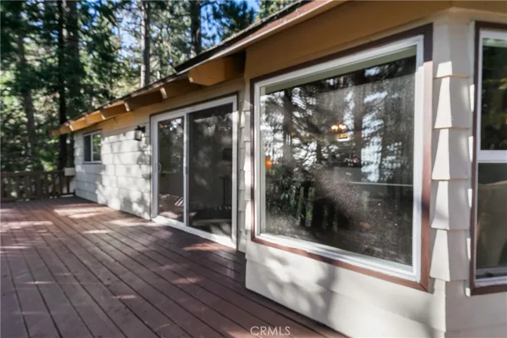 Main floor deck