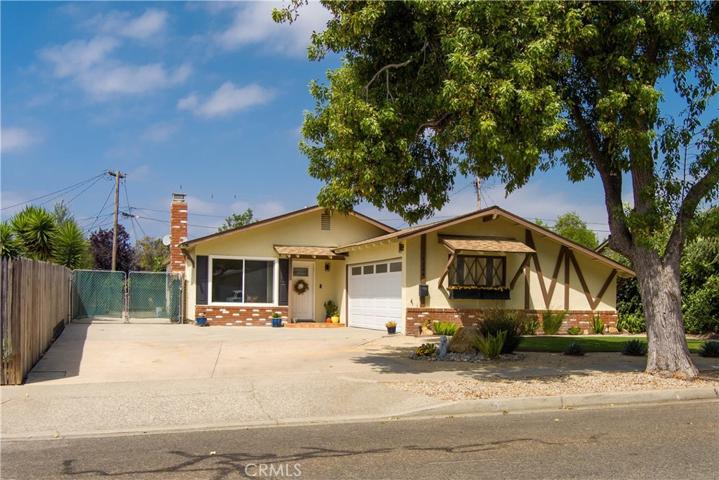 1208 Fernwood Drive, San Luis Obispo, California 93401