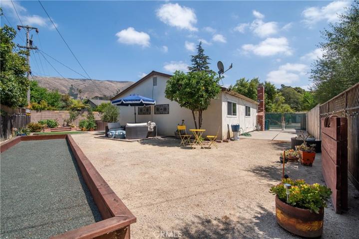 1208 Fernwood Drive, San Luis Obispo, California 93401