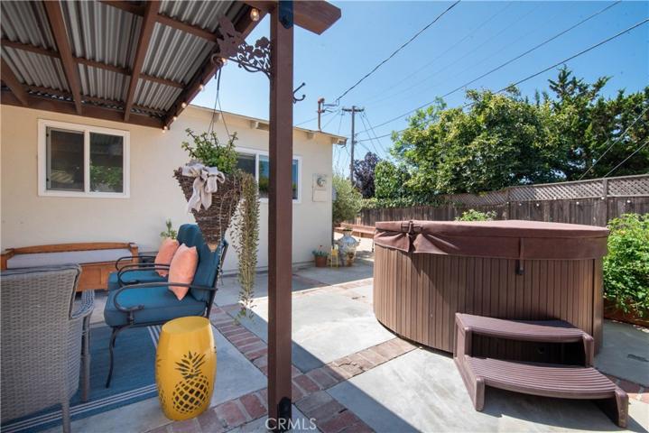 1208 Fernwood Drive, San Luis Obispo, California 93401