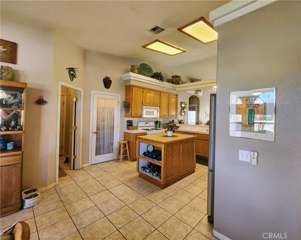15028 Blue Grass Drive, Helendale, California 92342