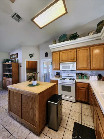 15028 Blue Grass Drive, Helendale, California 92342