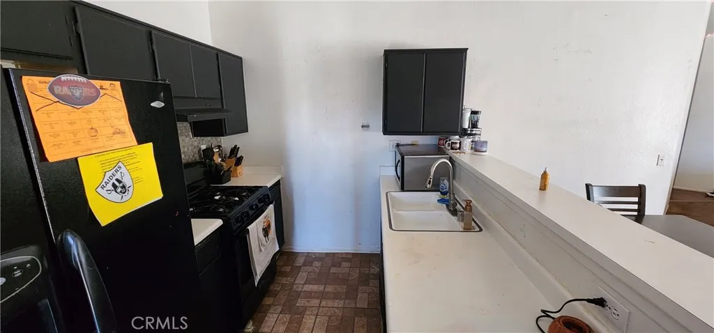 11039 Pemberton Way, Adelanto, California 92301