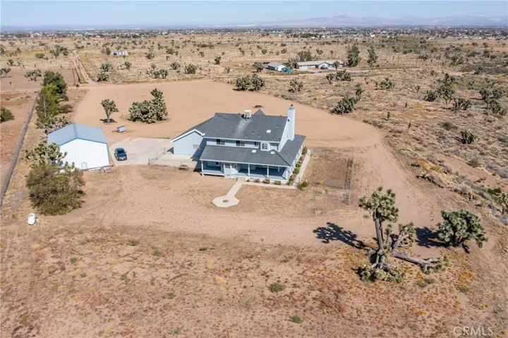 9203 Hollister Road, Phelan, California 92371