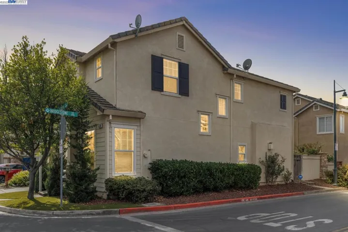 6174 Shadow Hill Dr, Dublin, California 94568
