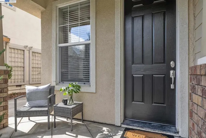6174 Shadow Hill Dr, Dublin, California 94568