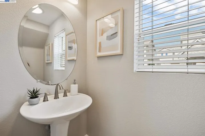 6174 Shadow Hill Dr, Dublin, California 94568