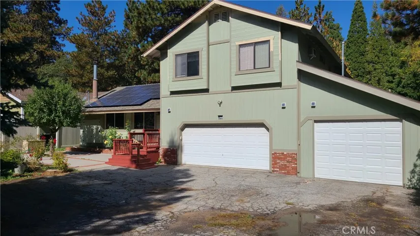 Front view of home