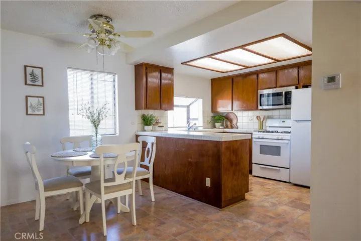 14928 Halldale Avenue Unit 2, Gardena, California 90247
