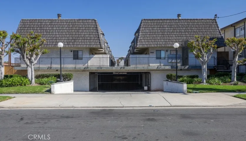 14928 Halldale Avenue Unit 2, Gardena, California 90247