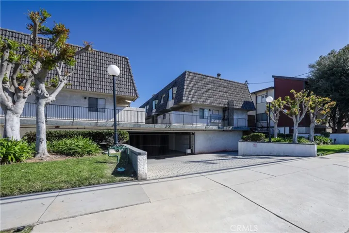 14928 Halldale Avenue Unit 2, Gardena, California 90247