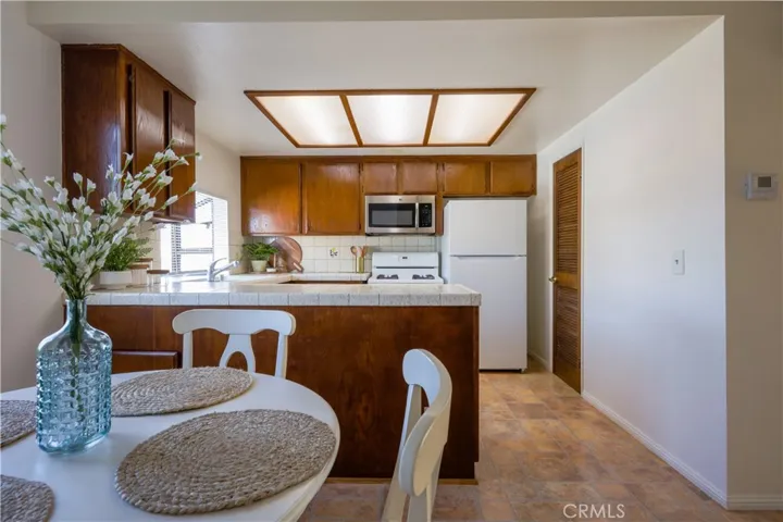 14928 Halldale Avenue Unit 2, Gardena, California 90247