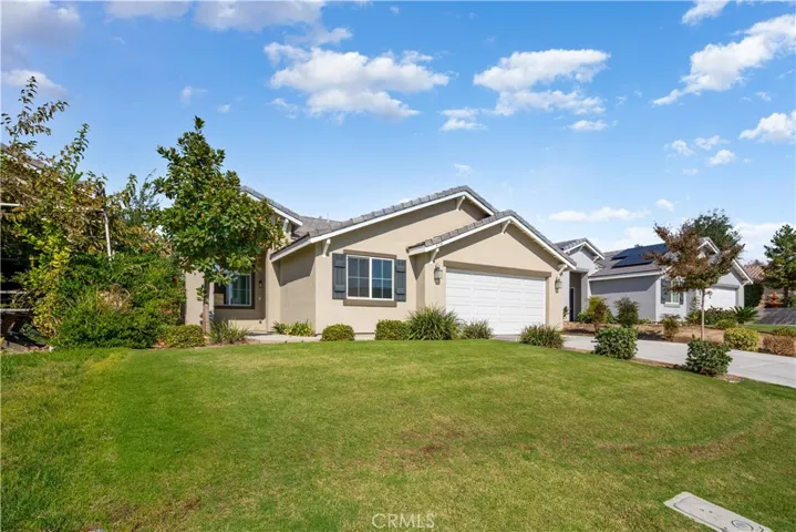 Nice maintained landscape with Great curb appeal.
