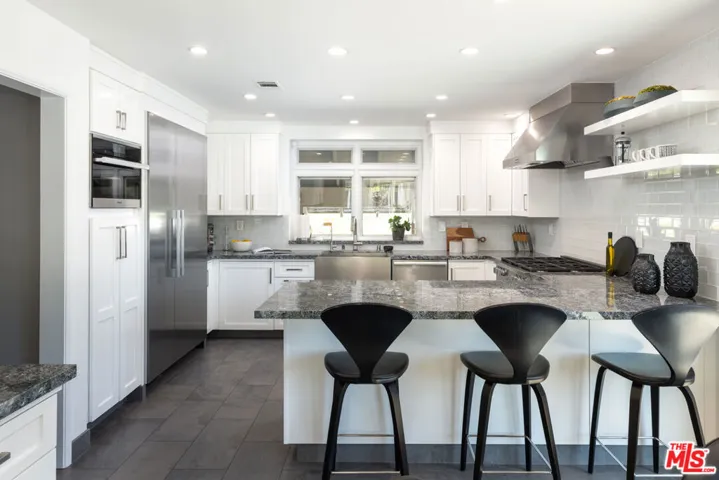 1300 Monterey Place, San Marino, California 91108