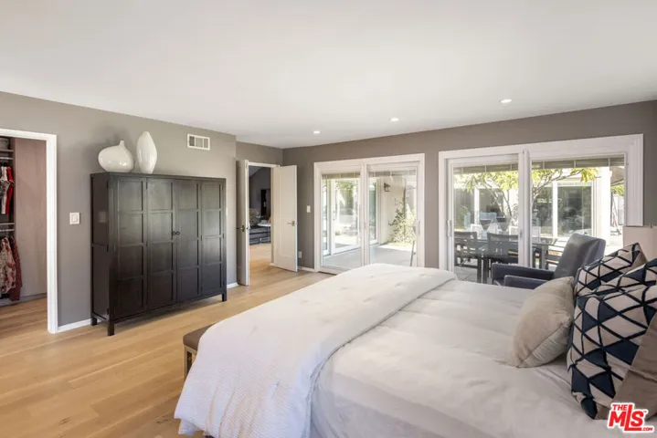 1300 Monterey Place, San Marino, California 91108