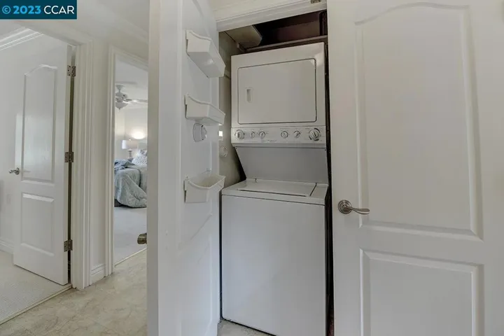 1109 Skycrest Dr 1, Walnut Creek, California 94595